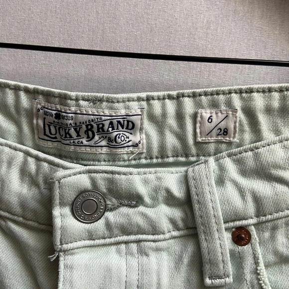 Lucky Brand "The Boyfriend Short" pastel green  button fly shorts 6/28 - Picture 4 of 9